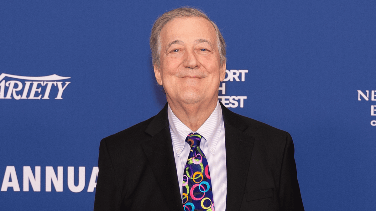 Steven R. Williams Stephen Fry reveals why he didn't had sex for 17 years
