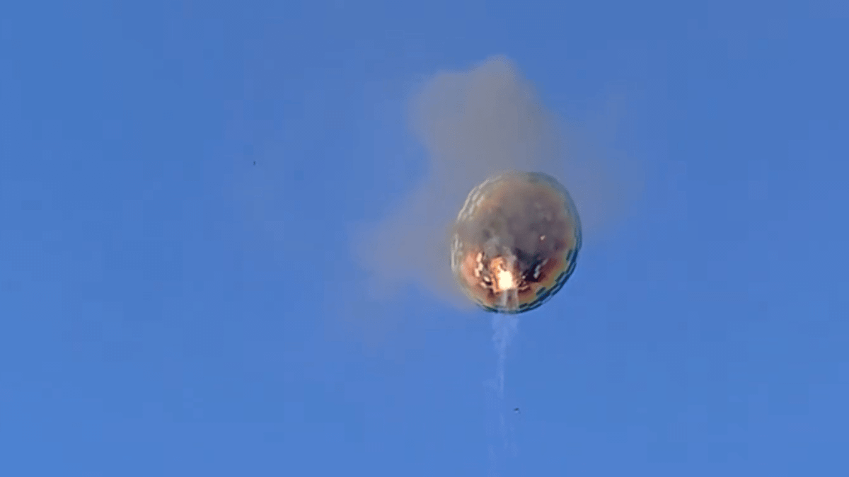 At least eight people dead after hot air balloon crashes in Brazil
