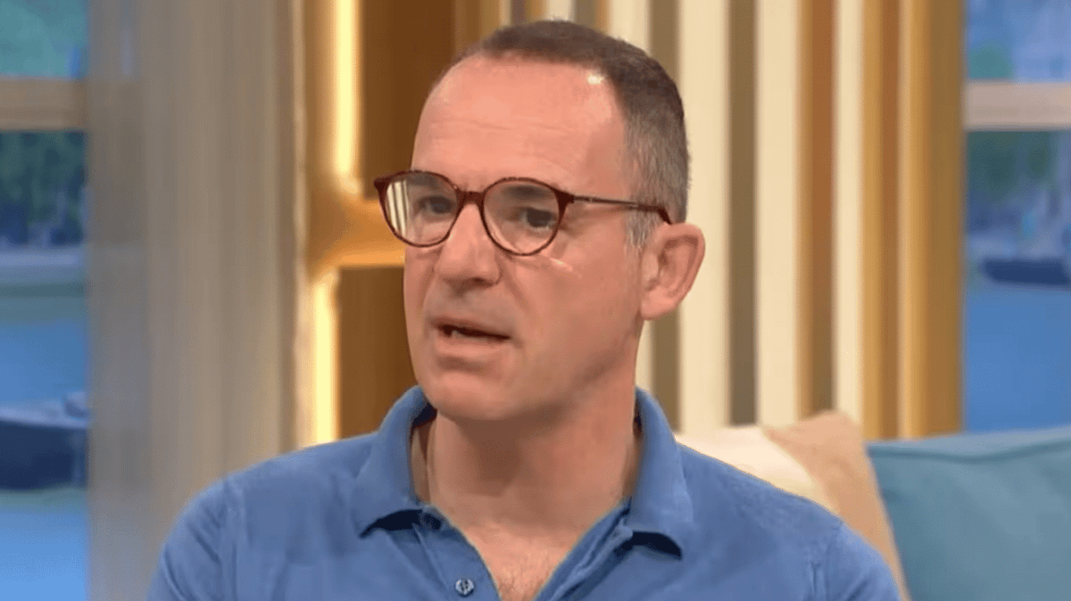 Martin Lewis issues warning to people with more than £11,000 in savings account