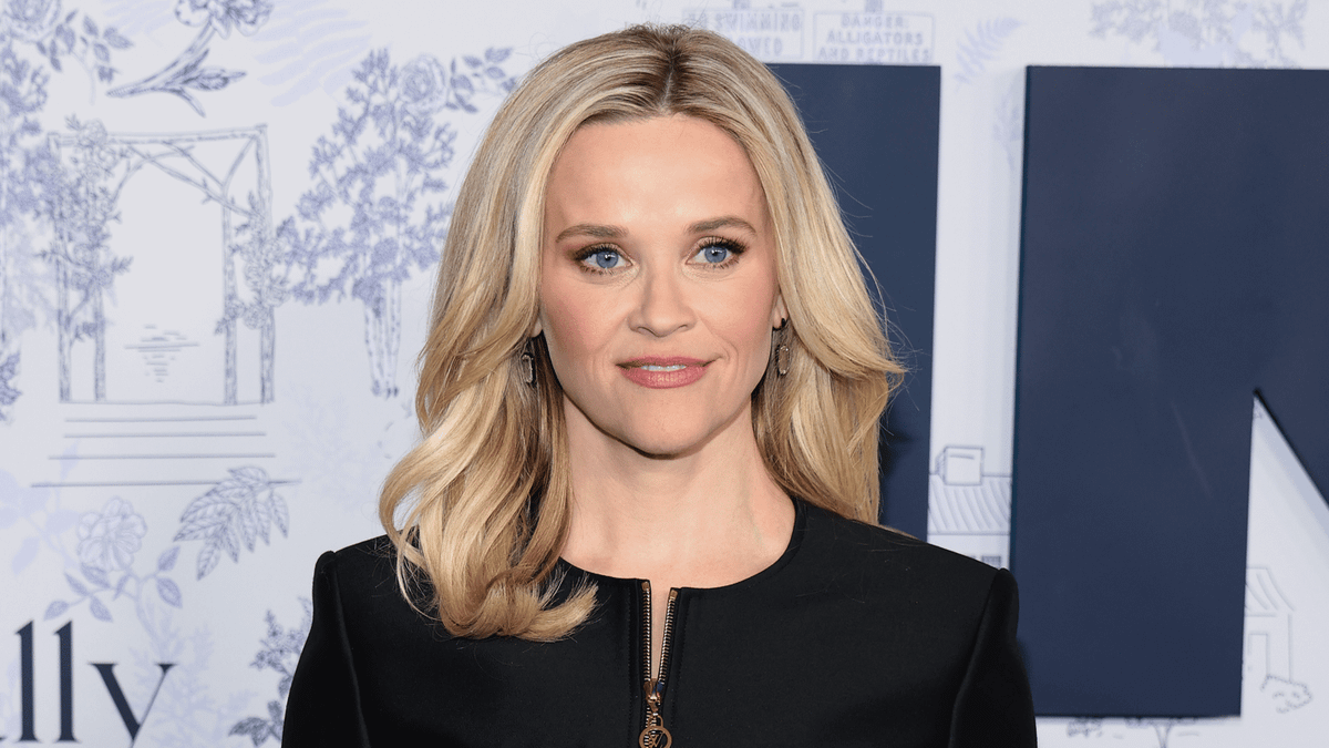 Reese Witherspoon became world's richest actress worth 400,000,000 and