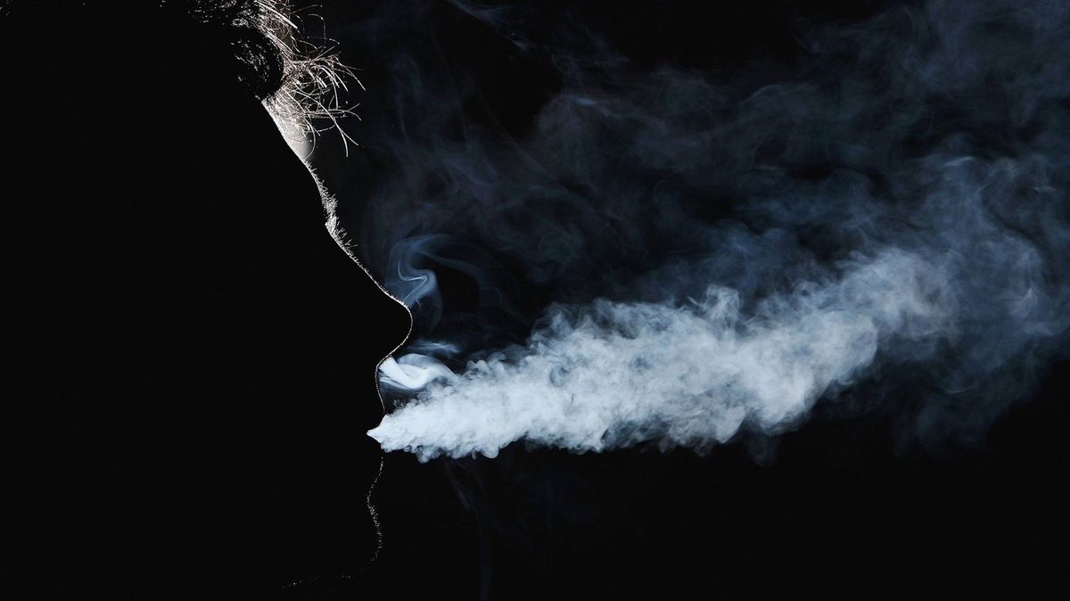 Heavy smoker, 29, dies after quitting cigarettes on holiday
