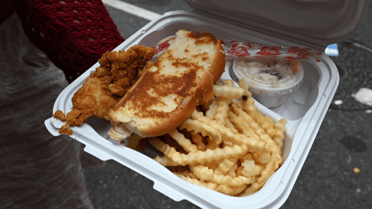 American Fast Food R US fast food giant ‘better than KFC’ has issued exciting statement on ...
