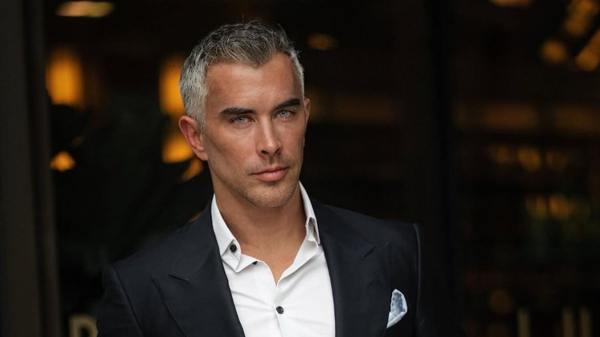 Male escort accused of scamming ‘Roblox’ widow out of $6M underwent ...