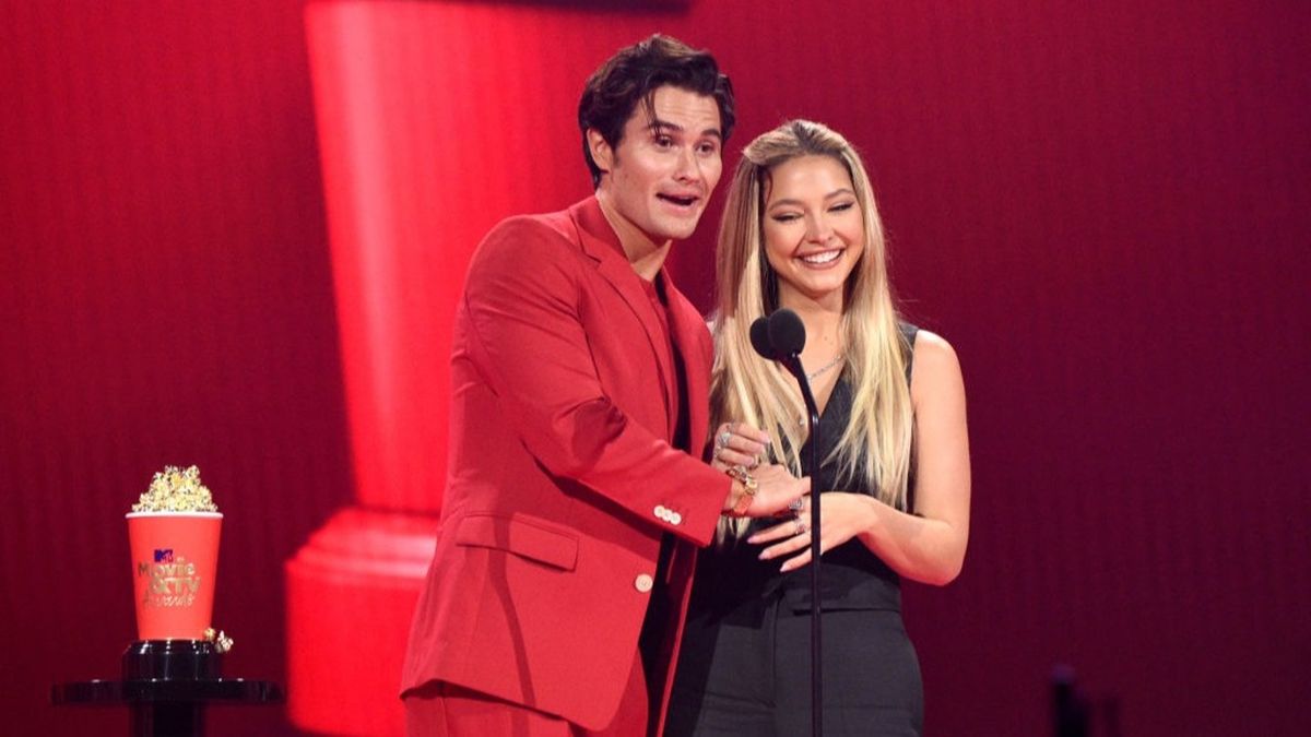 Madelyn Cline had one question for ex Chase Stokes after they broke up off-screen