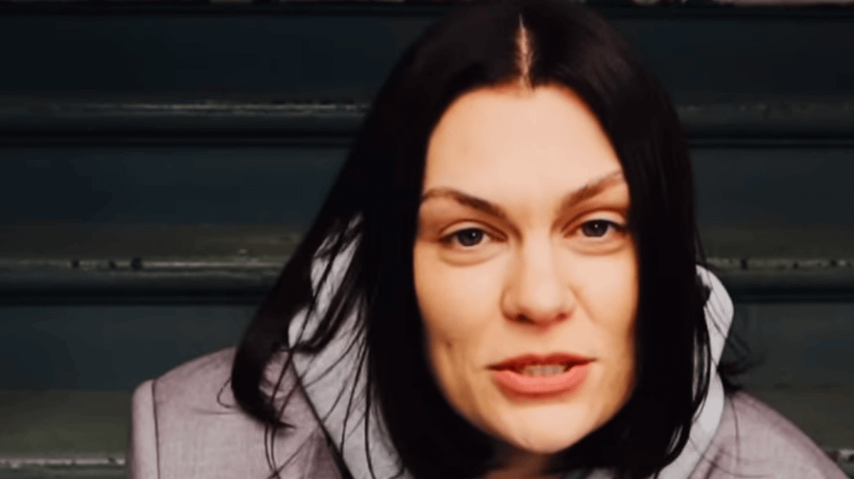 Tearful Jessie J announces social media break to have cancer reconstruction surgery