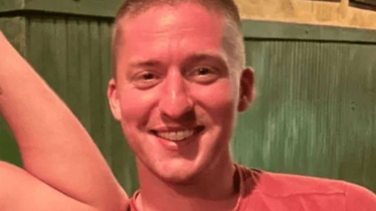Man sent eerie message about hearing 'howling' before being found 'executed' in his tent
