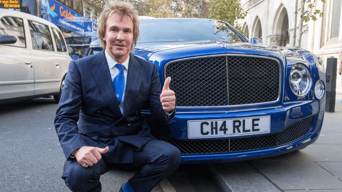 What is Charlie Mullins' net worth in 2022?
