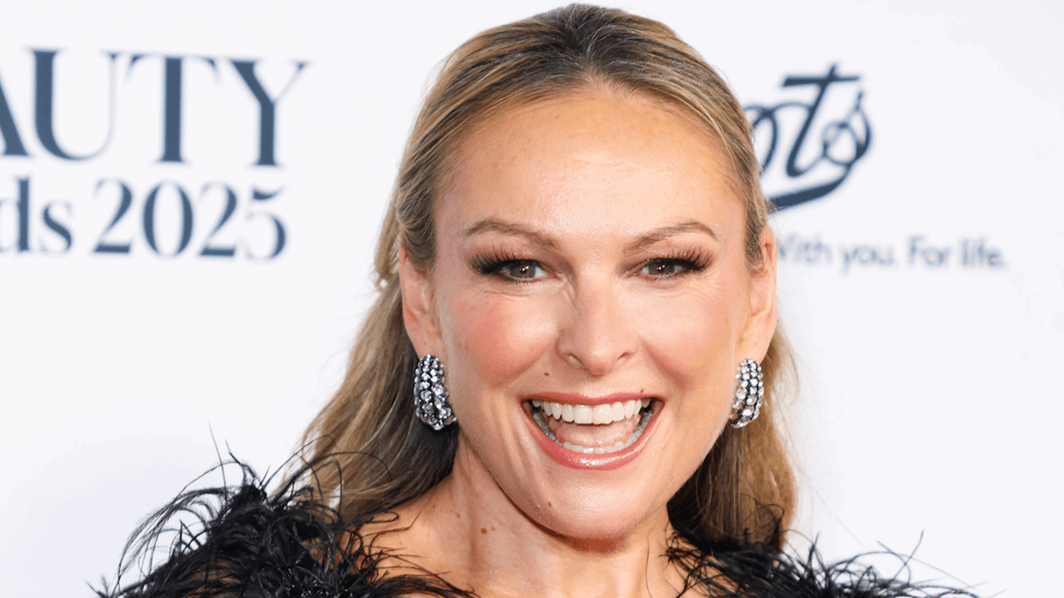 Symptoms of colon cancer after Married At First Sight star Mel Schilling says ‘light is starting to fade’