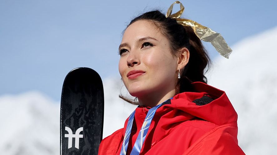 Chinese athlete Eileen Gu hits back at JD Vance who criticised her for not representing US