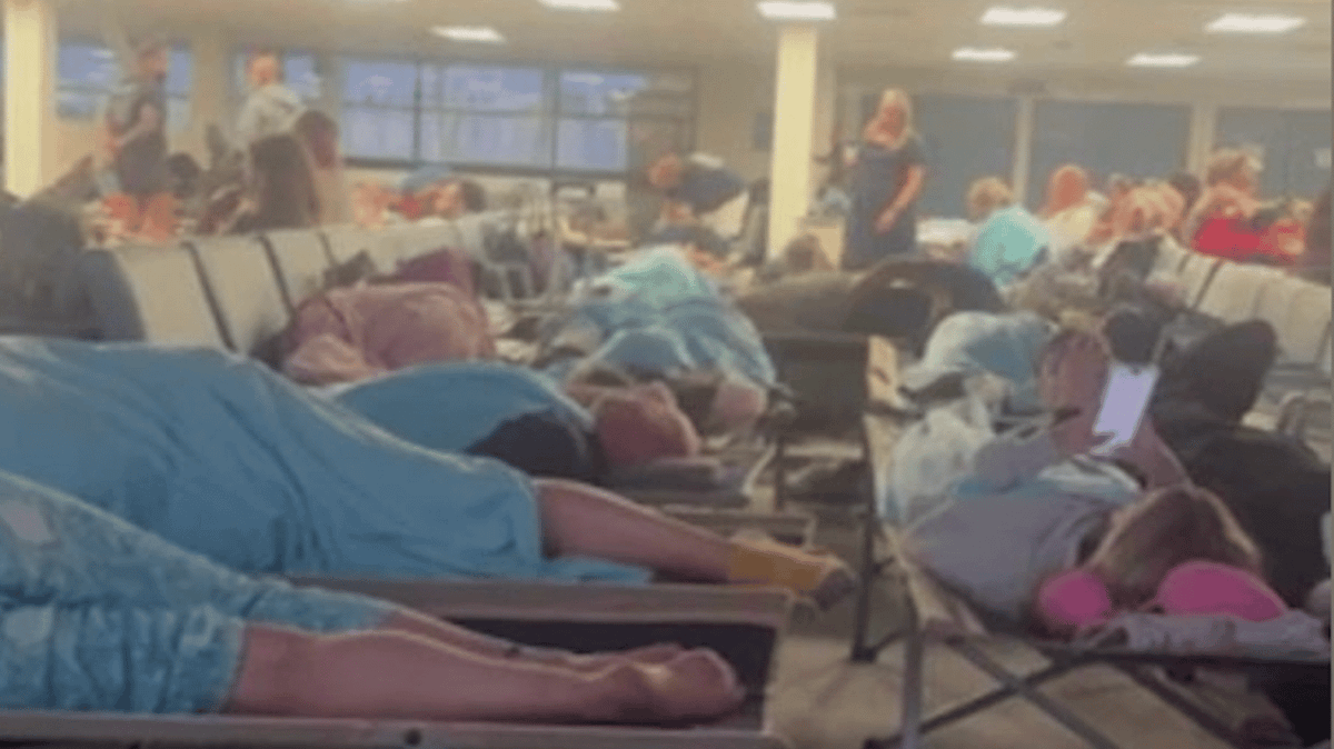 do tui sell cigarettes on the plane Smoking couple' on TUI plane turn airport into 'warzone' as Brits stranded  for 17 hours and flight abandoned