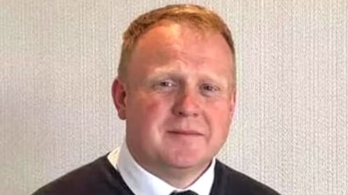 Funeral director left bodies to rot and gave families ashes of strangers in horrifying admission