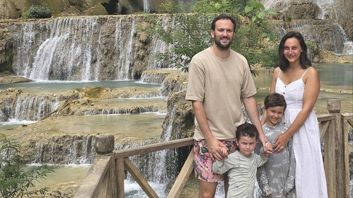 Couple ‘retire’ in their early 30s and travel the world on just £60 a day