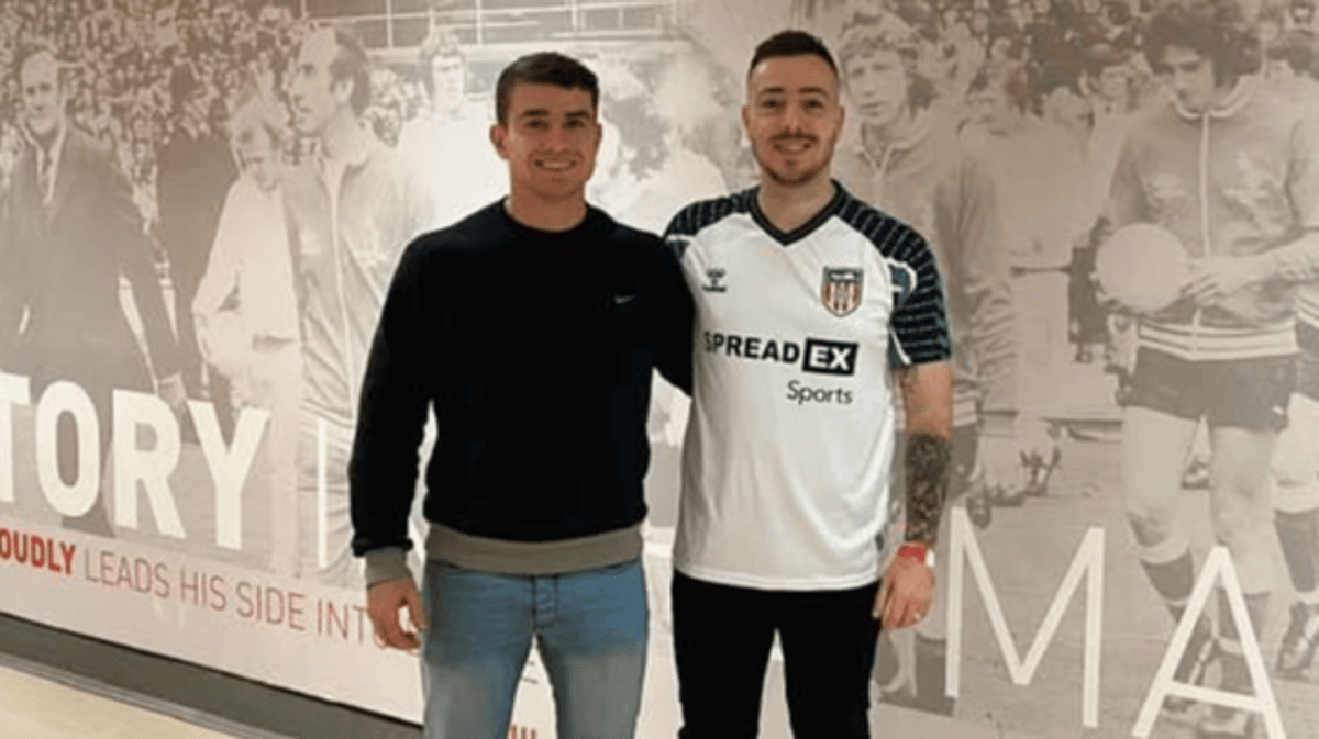 Twin brothers diagnosed with different forms of testicular cancer two weeks apart