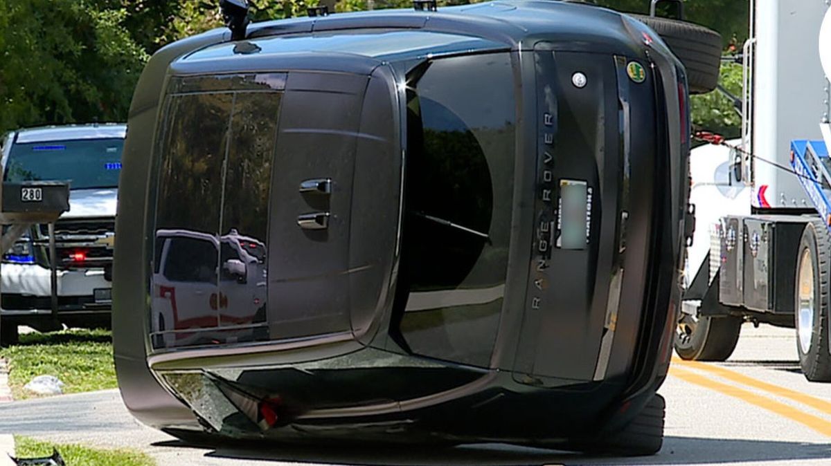 Tiger Woods arrested after rollover crash in Florida