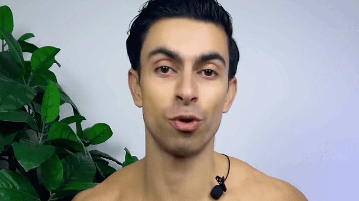 Man takes creatine for 30 days to show what impact it has on your body