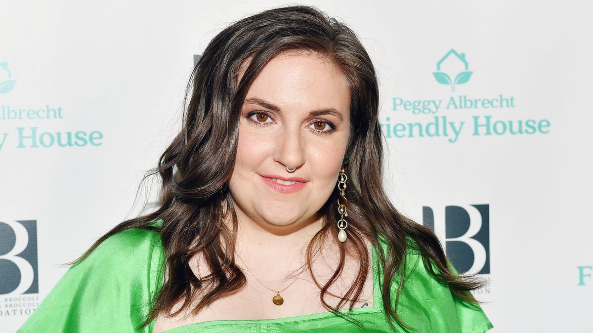 Lena Dunham accuses Adam Driver of 'hurling her' during sex scene and being 'verbally aggressive'