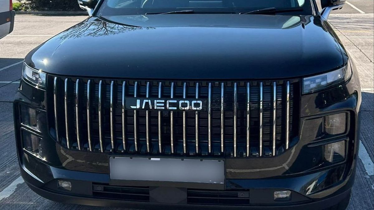 Dad who bought 'Temu Range Rover' due to affordable price wants it recalled after two weeks