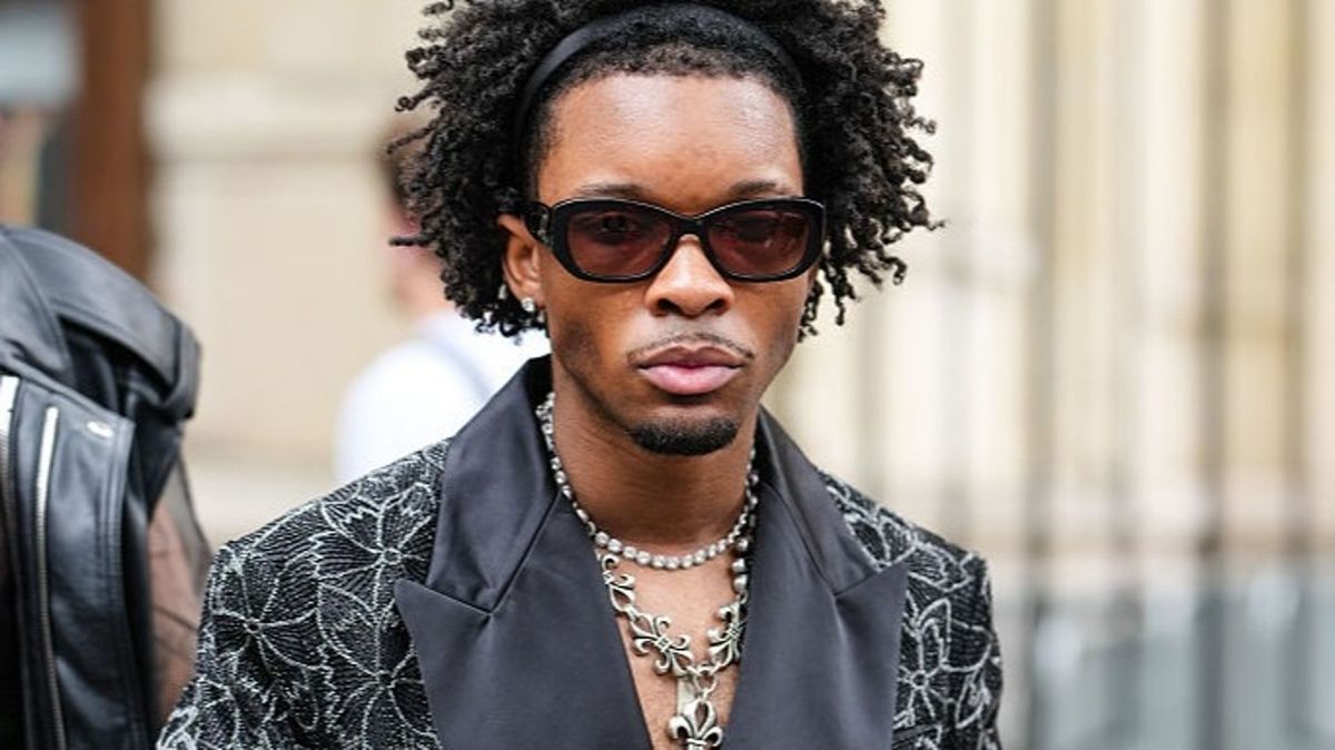 Singer D4vd accused of dismembering 14-year-old girl with chainsaw before she was found in boot of his Tesla