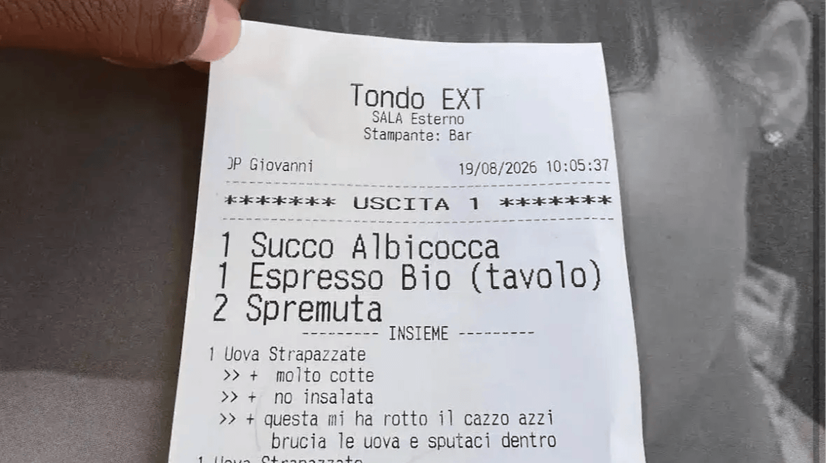 Horrified tourist left in shock at note on receipt after asking for ...