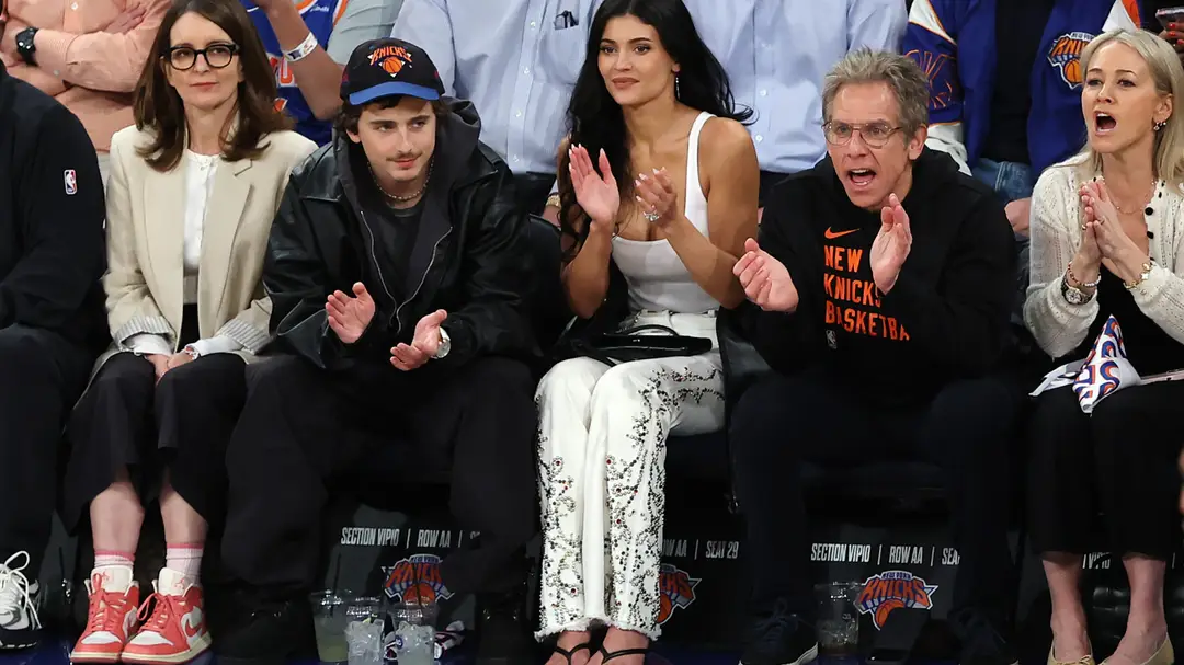 Timothée Chalamet Called a ‘Jerk’ for ‘Manspreading’ Next to Tina Fey Courtside at NBA Game