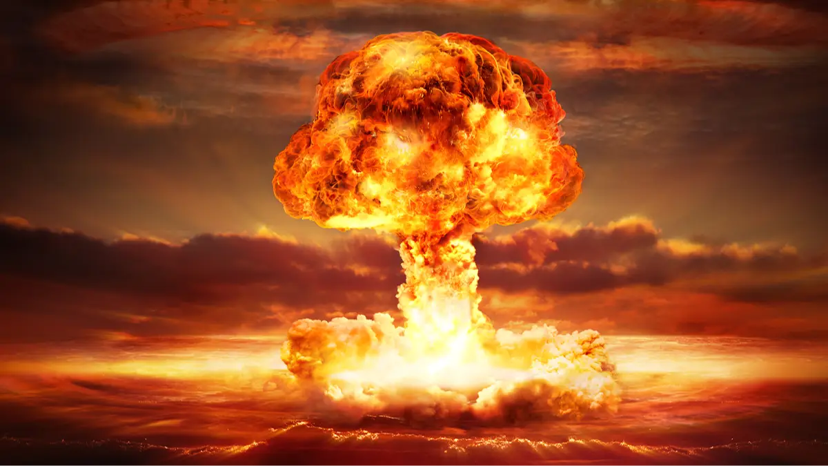 Expert reveals 5 steps to survive a nuclear blast amid WW3 fears