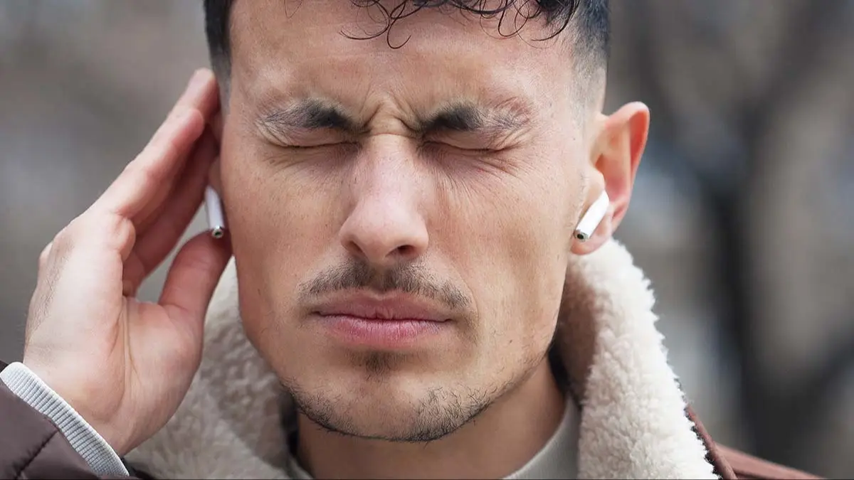 Neurosurgeon issues warning for wireless earbuds with huge risk most people  don't realize