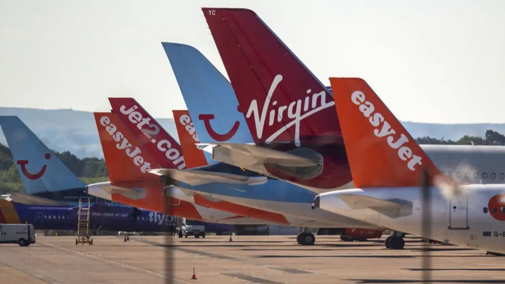 ladbible.com - Brenna Cooper - Ryanair, TUI, Jet2 and easyJet flight price latest as $100bn jet fuel bill to hit airline industry