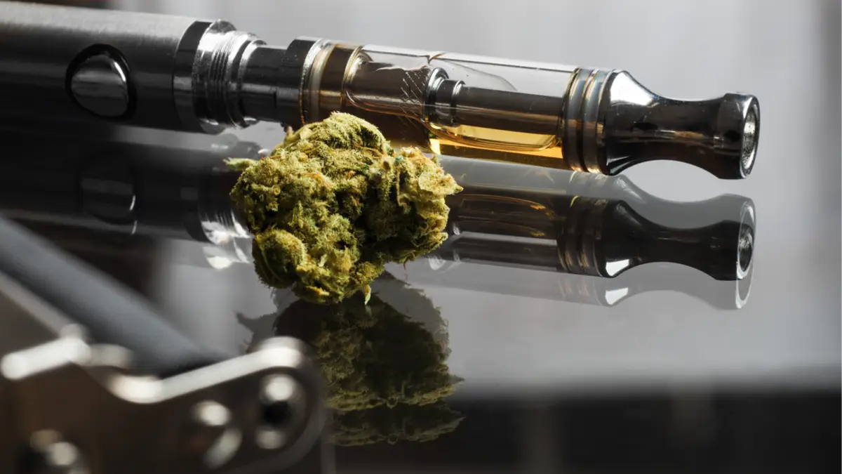 Vaping to blame' for rise in horrific 'scromiting' side effect in cannabis  smokers