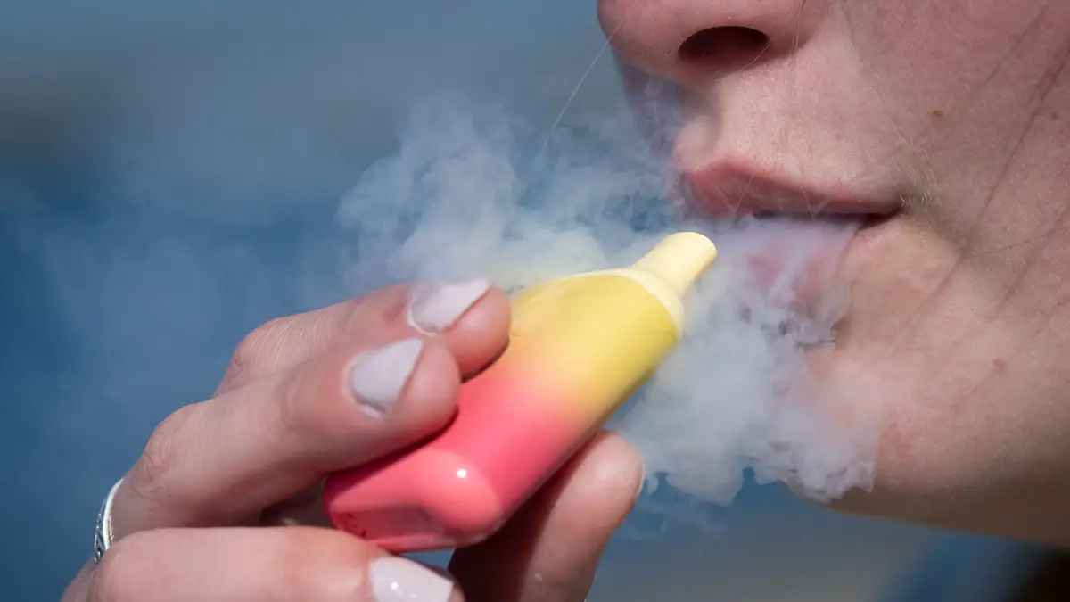 how much are two vuse pods Does Vaping Leave Residue on Walls? And How to Prevent ？ Ilookah main image 0