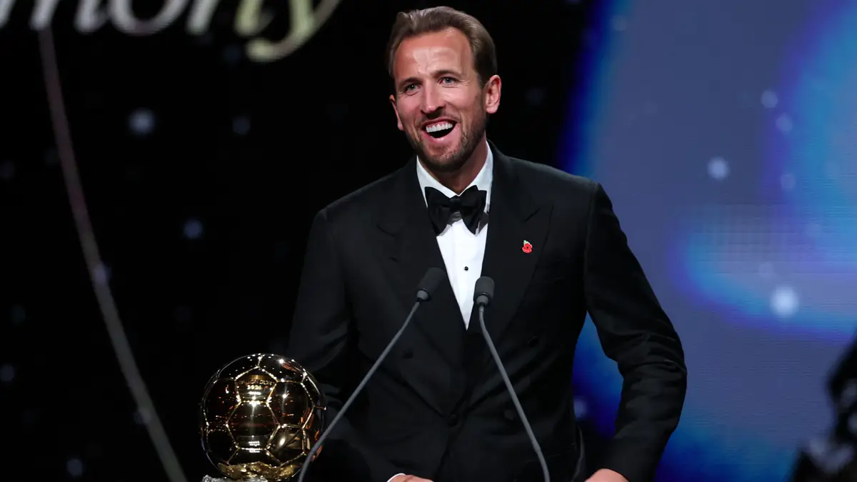 Harry Kane elfelejtett megemlíteni három korábbi vezetőedzőt a Aranylabda-beszédében