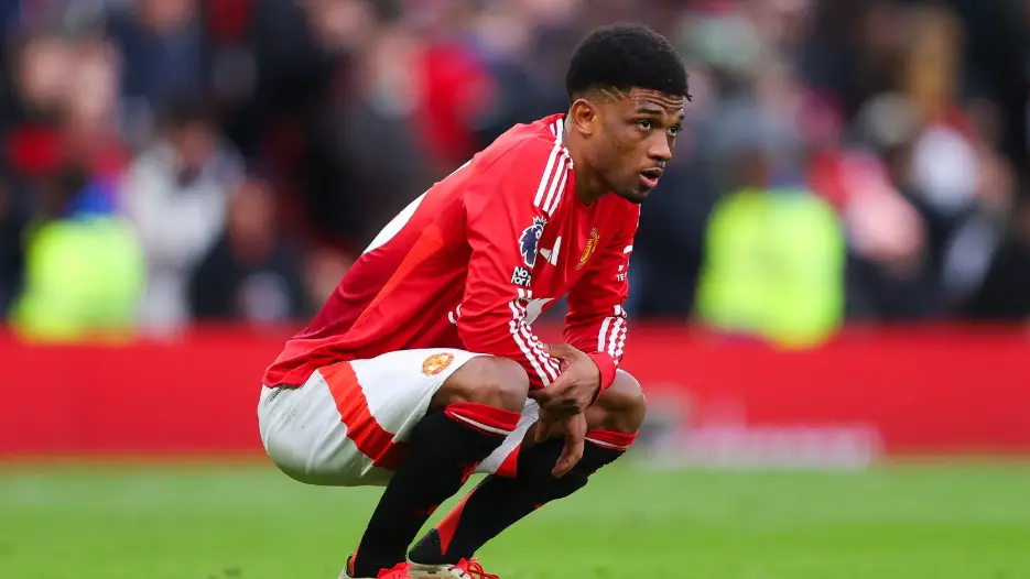 Amad Diallo posts emotional statement after suffering injury in training as  source makes worrying claim