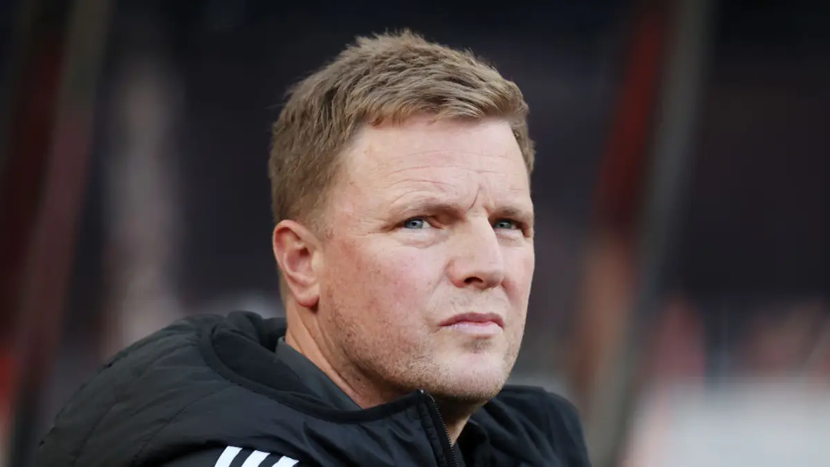 Ők lennének a távozók a Manchester Unitednél, ha Eddie Howe váltaná Michael Carricket