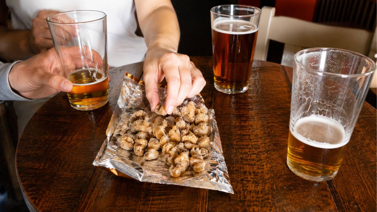 New study proves pub snack really does make beer taste better