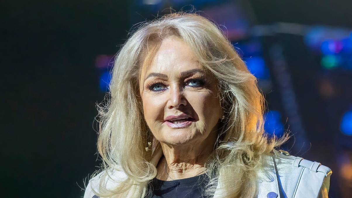 Legendary singer Bonnie Tyler in ‘induced coma after emergency surgery'