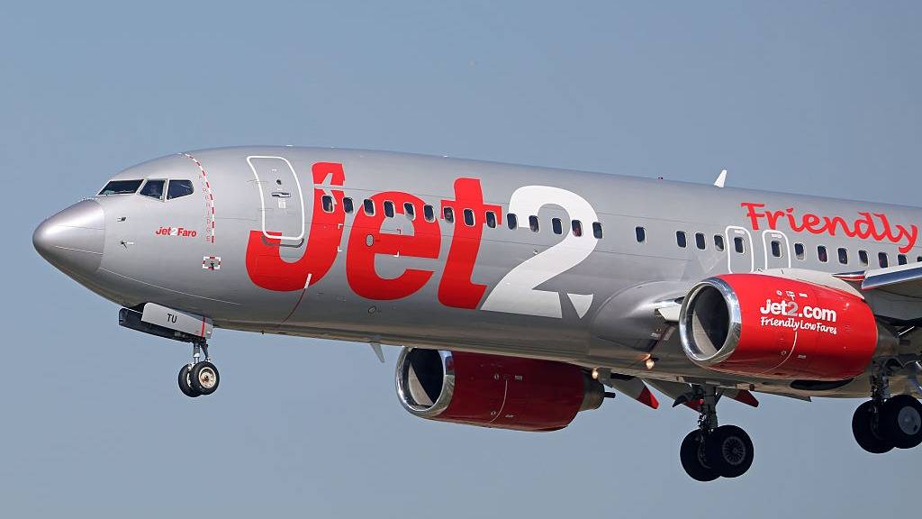 Brit summer holidays abroad in crisis as Jet2 issues new 14-day rule