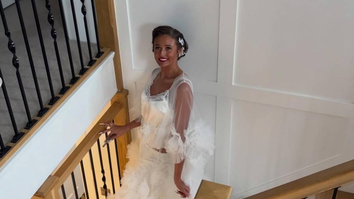 Tyson Fury gives emotional wedding speech to 16-year-old daughter after telling them 'not to do it'