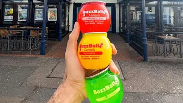 Instagram/@buzzballz_uk