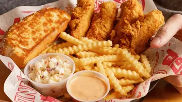 Instagram/@raisingcanes