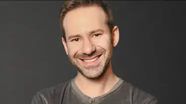 @Leo_Radvinsky1/Twitter