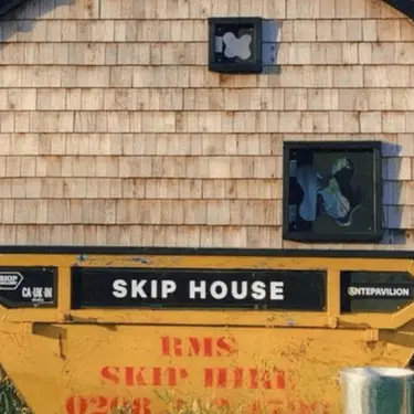 theskiphouse / Instagram