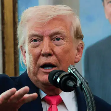 Chip Somodevilla / Staff / Getty