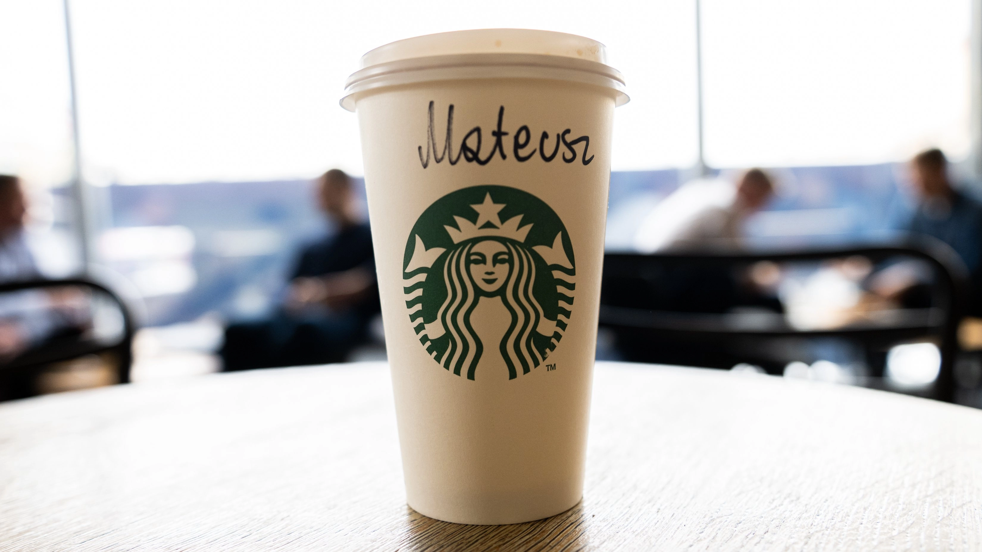 Starbucks barista reveals truth behind why they always get your name wrong on orders