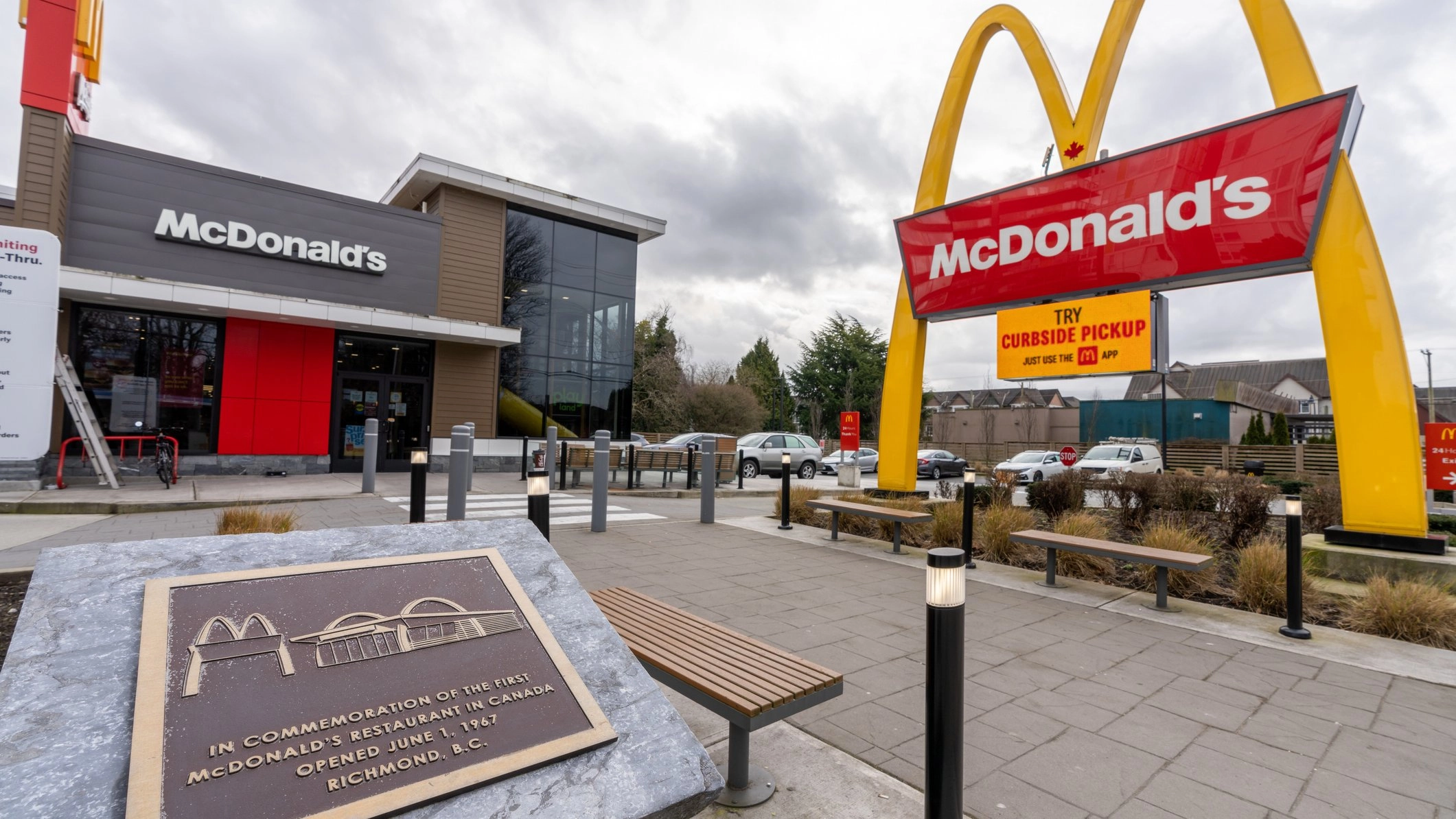 McDonald's shutting down its spin-off chain less than two years after opening