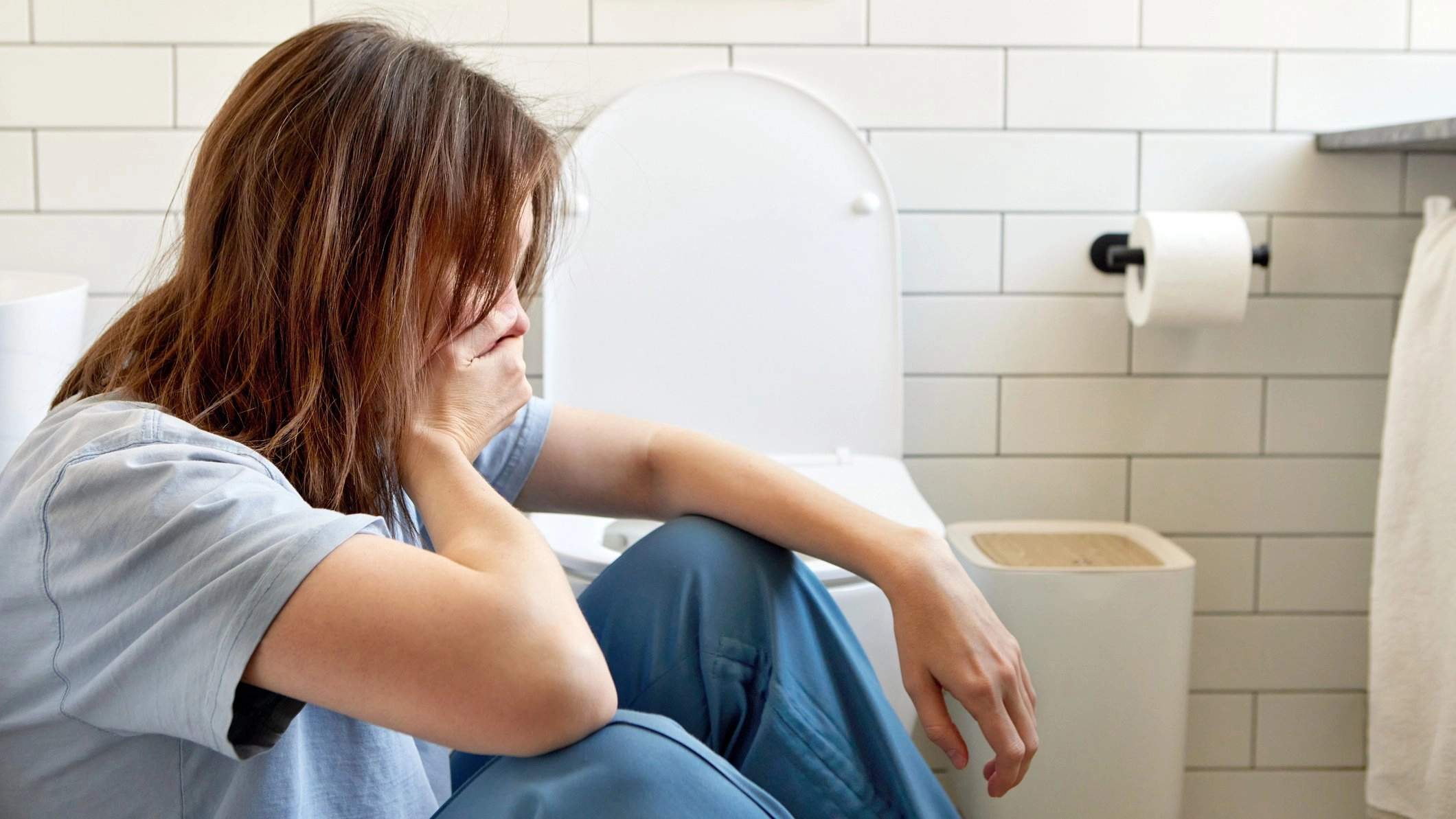 Microbiologist reveals food poisoning red flags they always look out for