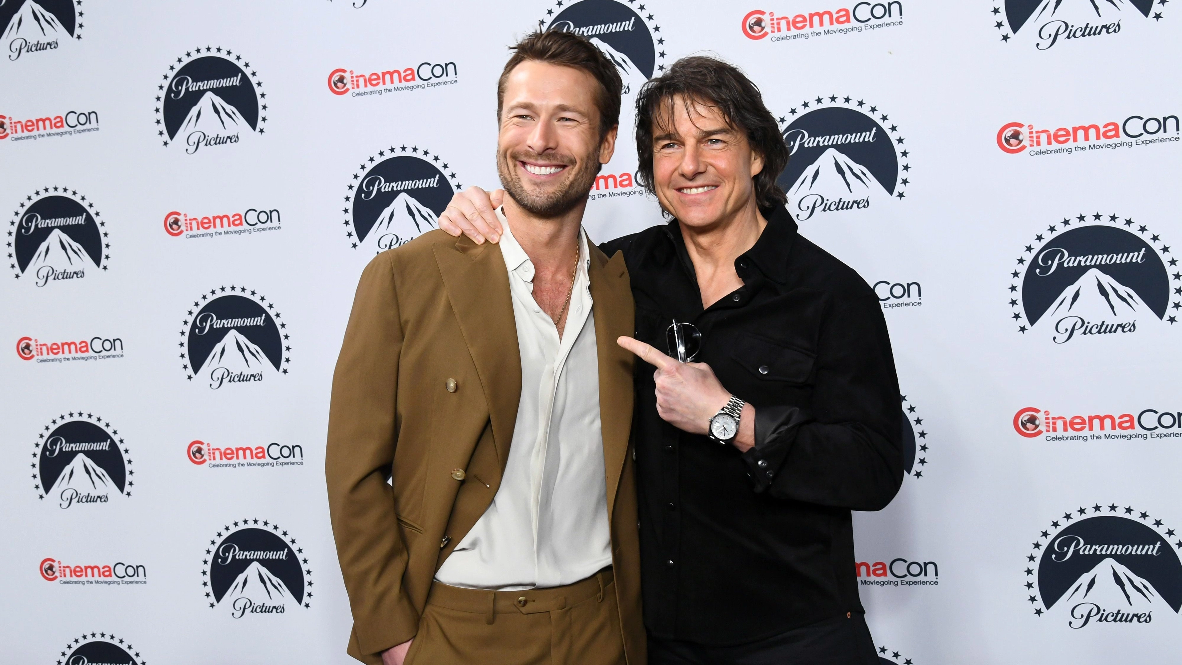 Glen Powell says Tom Cruise 'gave him s**t' over truly disgusting 'super coffee'