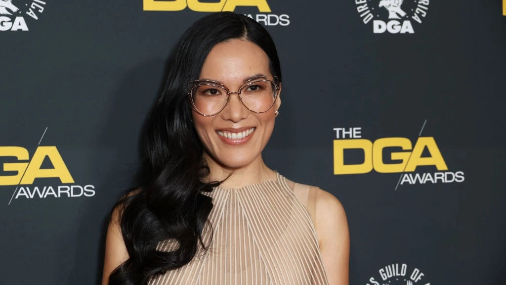 Comedian Ali Wong shares why she doesn't eat Asian food with non-Asian people