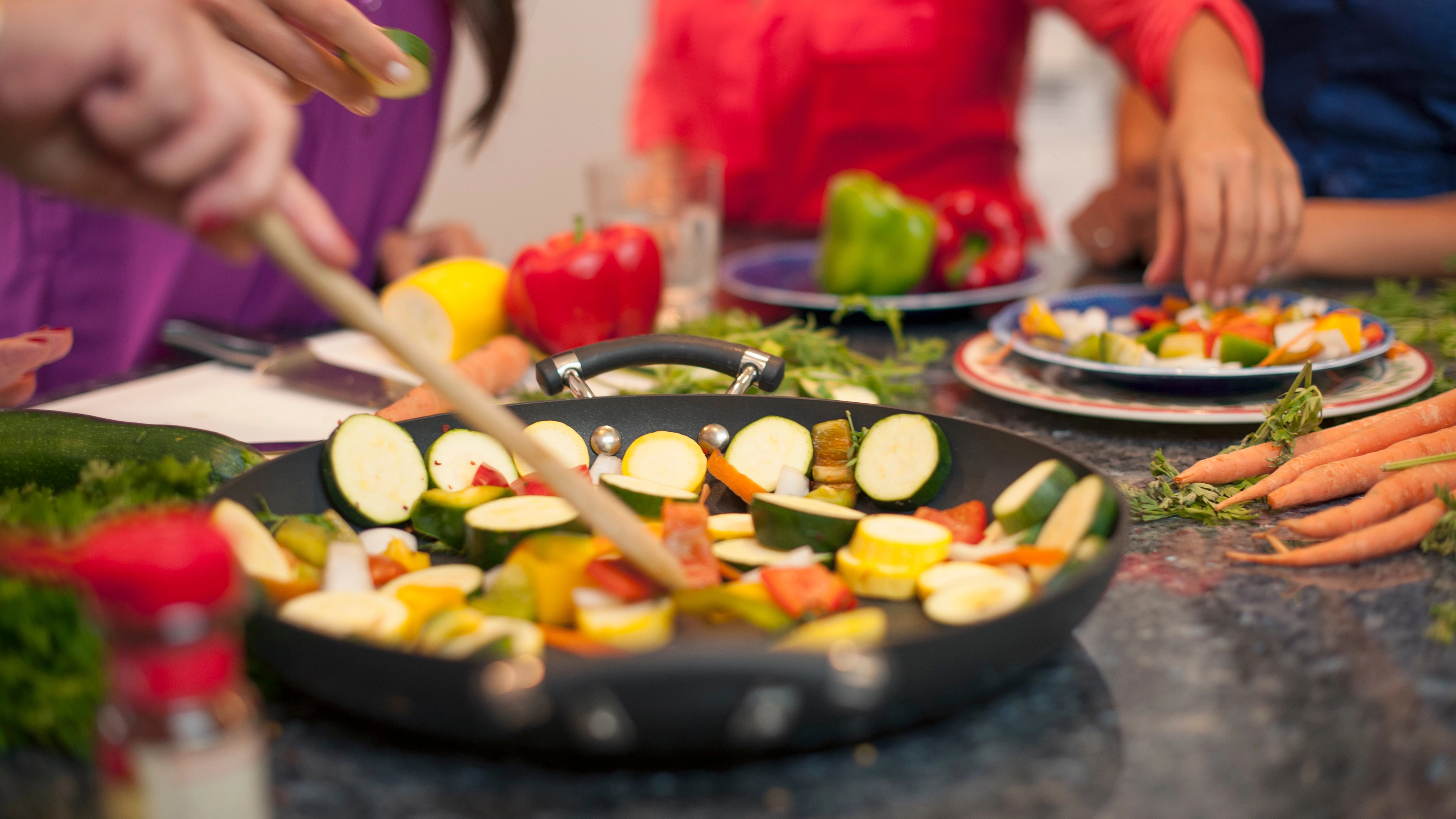 Dietitian gives honest verdict on popular diet beloved by celebs