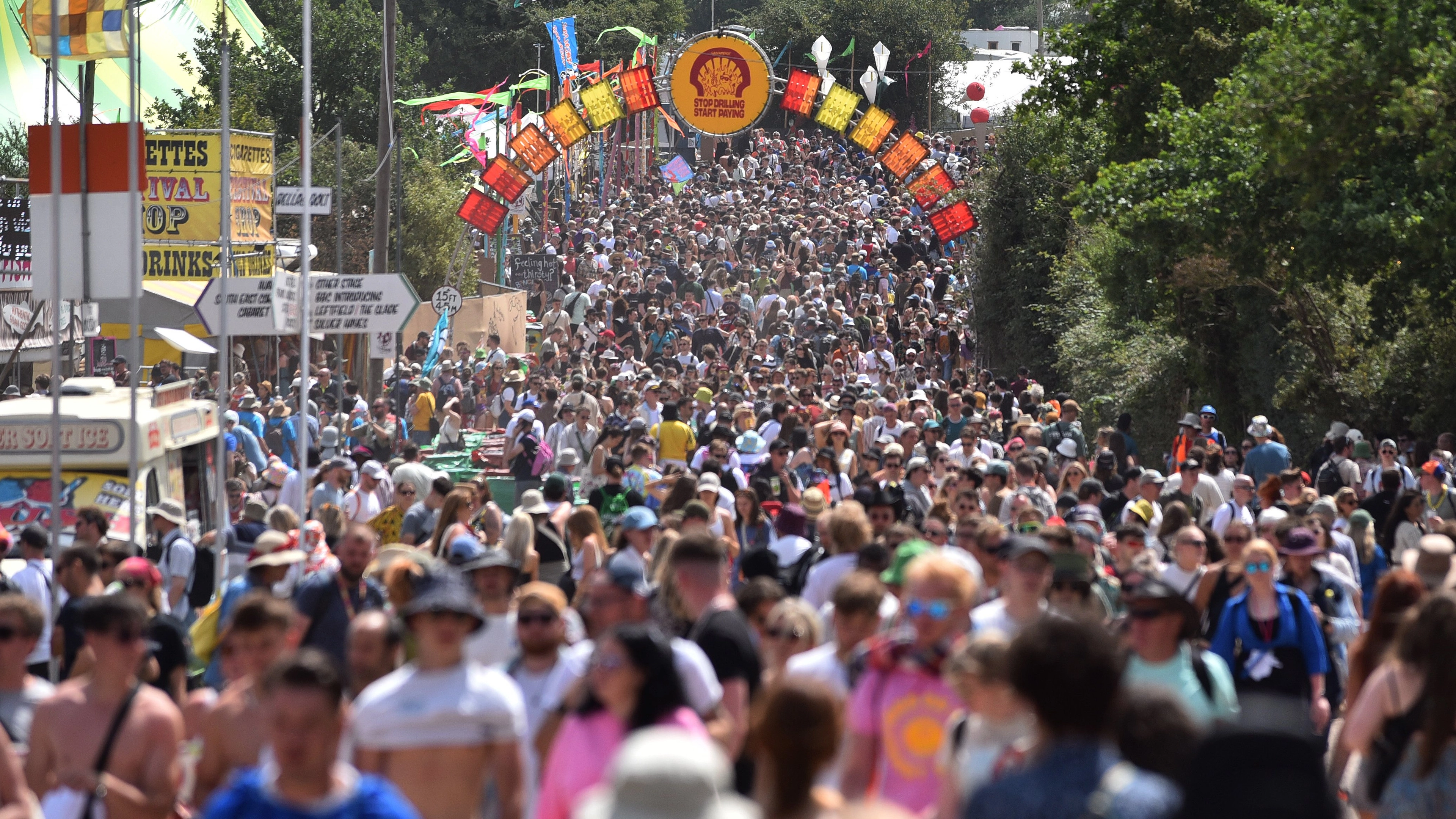 'Absolutely disgusting' Glastonbury drinks prices spark huge debate