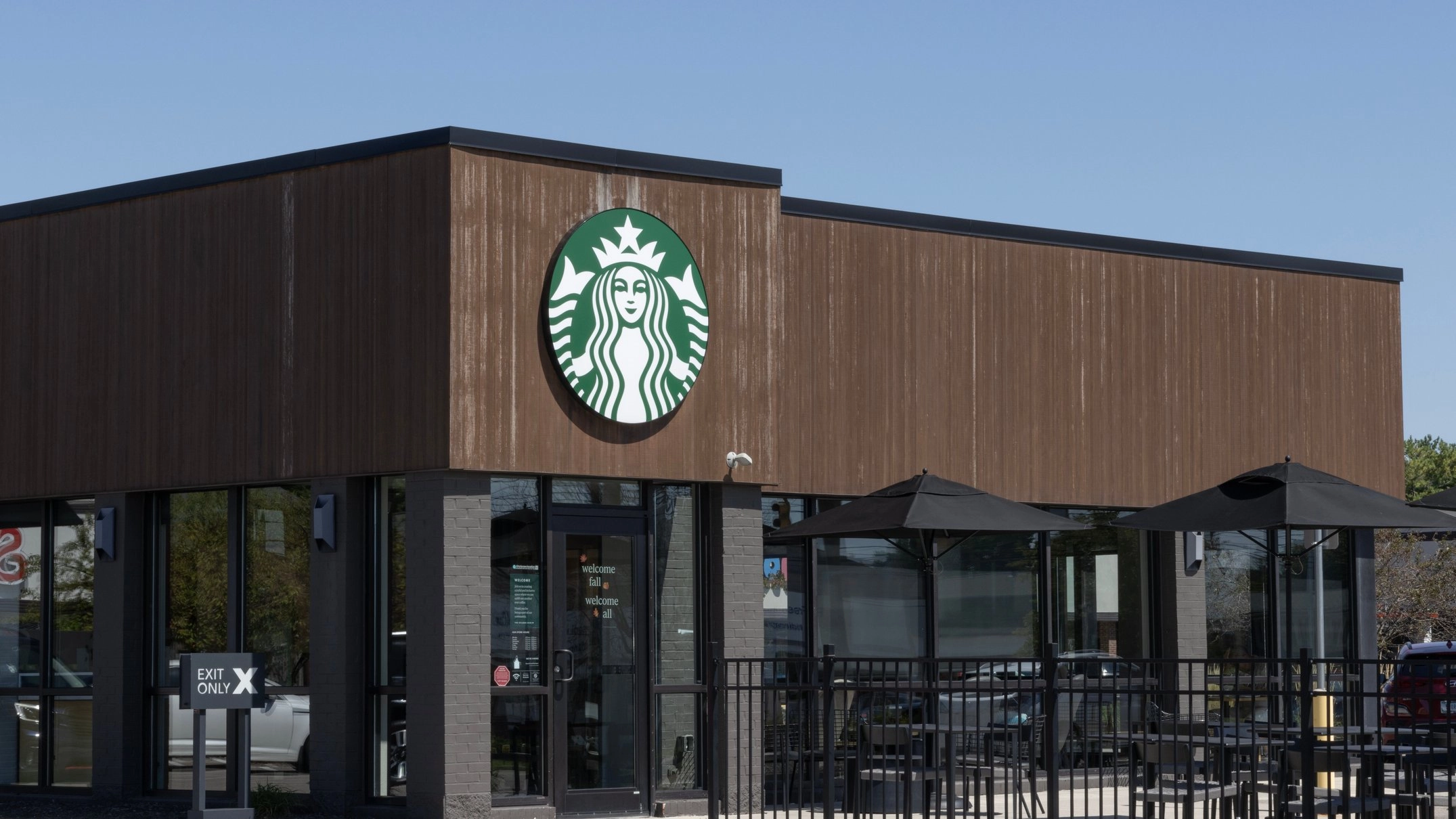Starbucks shares update on viral Bearista cups following anger online