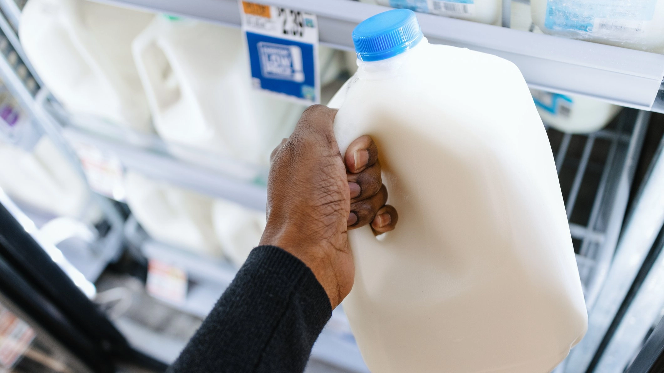 Milk urgently recalled as it may contain ‘cleaning agents’